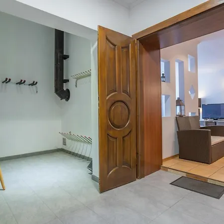 Karkonosky Apartamenty- Casa de Férias *